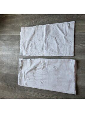 White Floral Embroidered Curtain Set - Cotton Blend - Vintage 2 panels 38x84